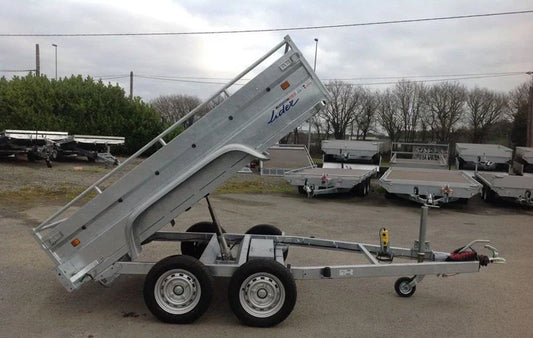 Remolque basculante de alta resistencia Lider, PTAC 1500 kg, ejes dobles con freno